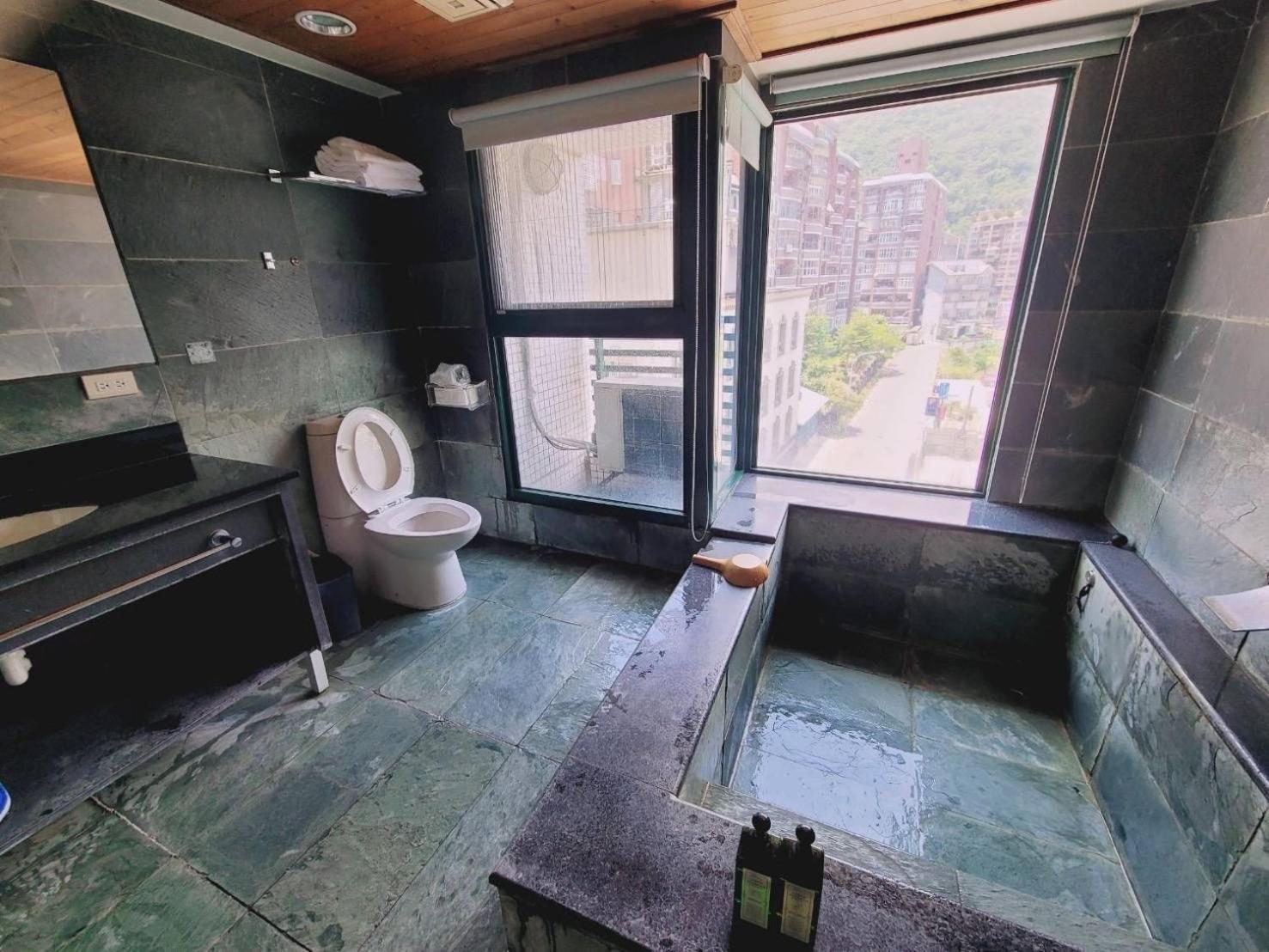 暖暖窩溫泉湯旅 Apartment Jiaoxi Exterior photo